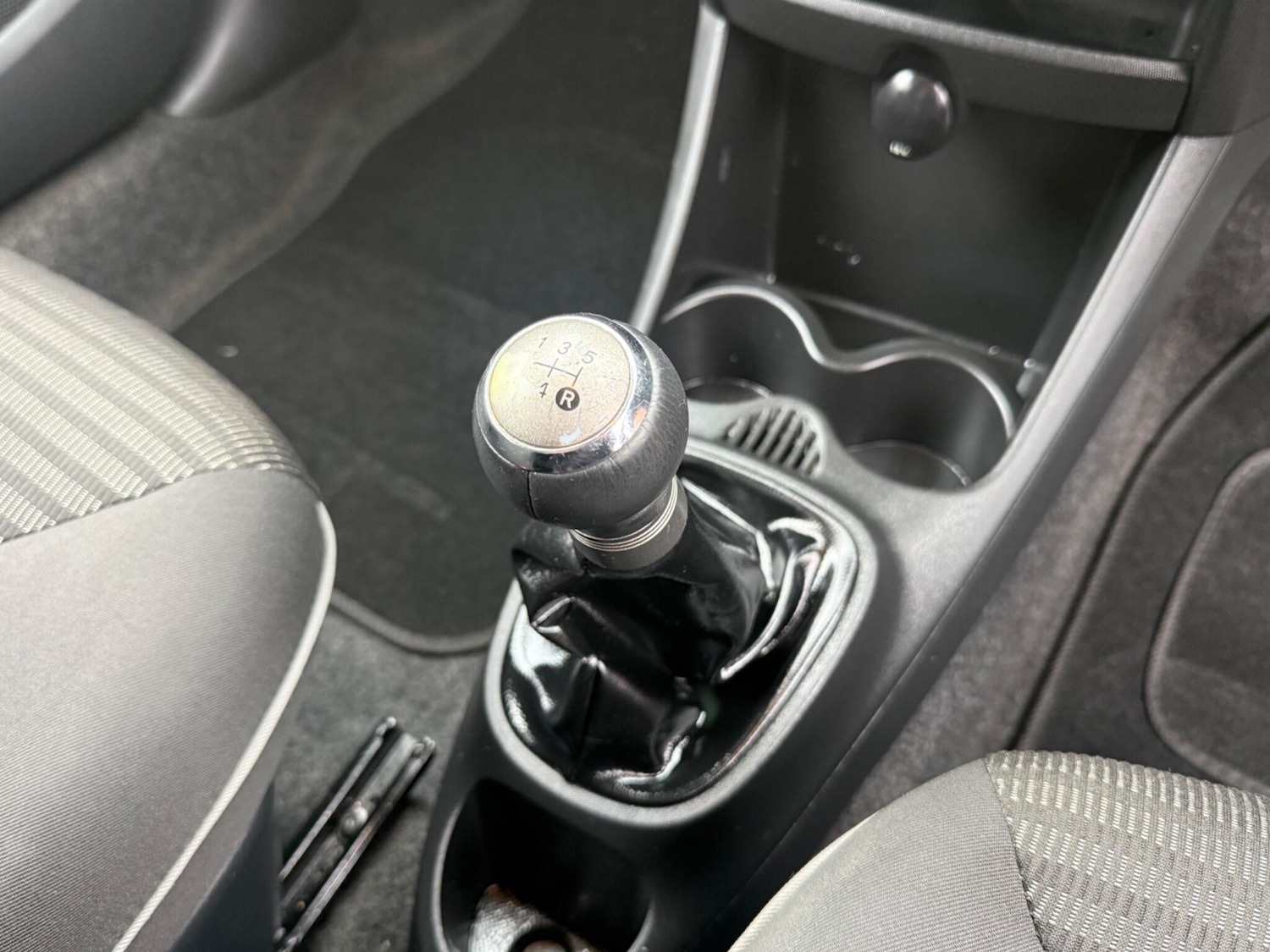 Used Peugeot 107 2014 for sale - 77625727: Photo 16