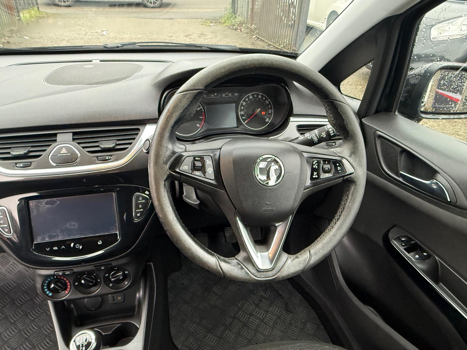 Used Vauxhall Corsa 2015 for sale - 77305828: Photo 22
