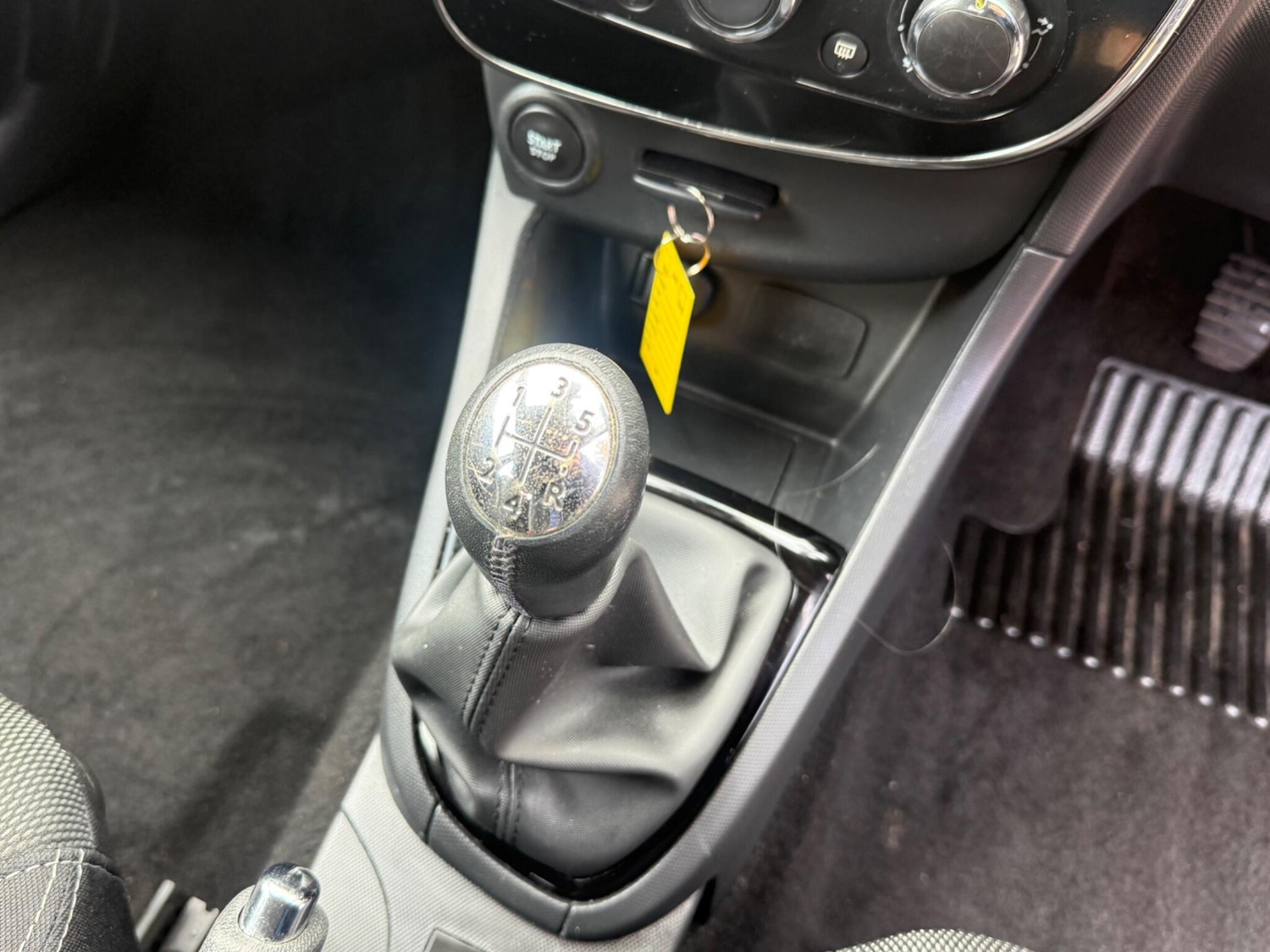 Used Renault Clio 2014 for sale - 76472361: Photo 17