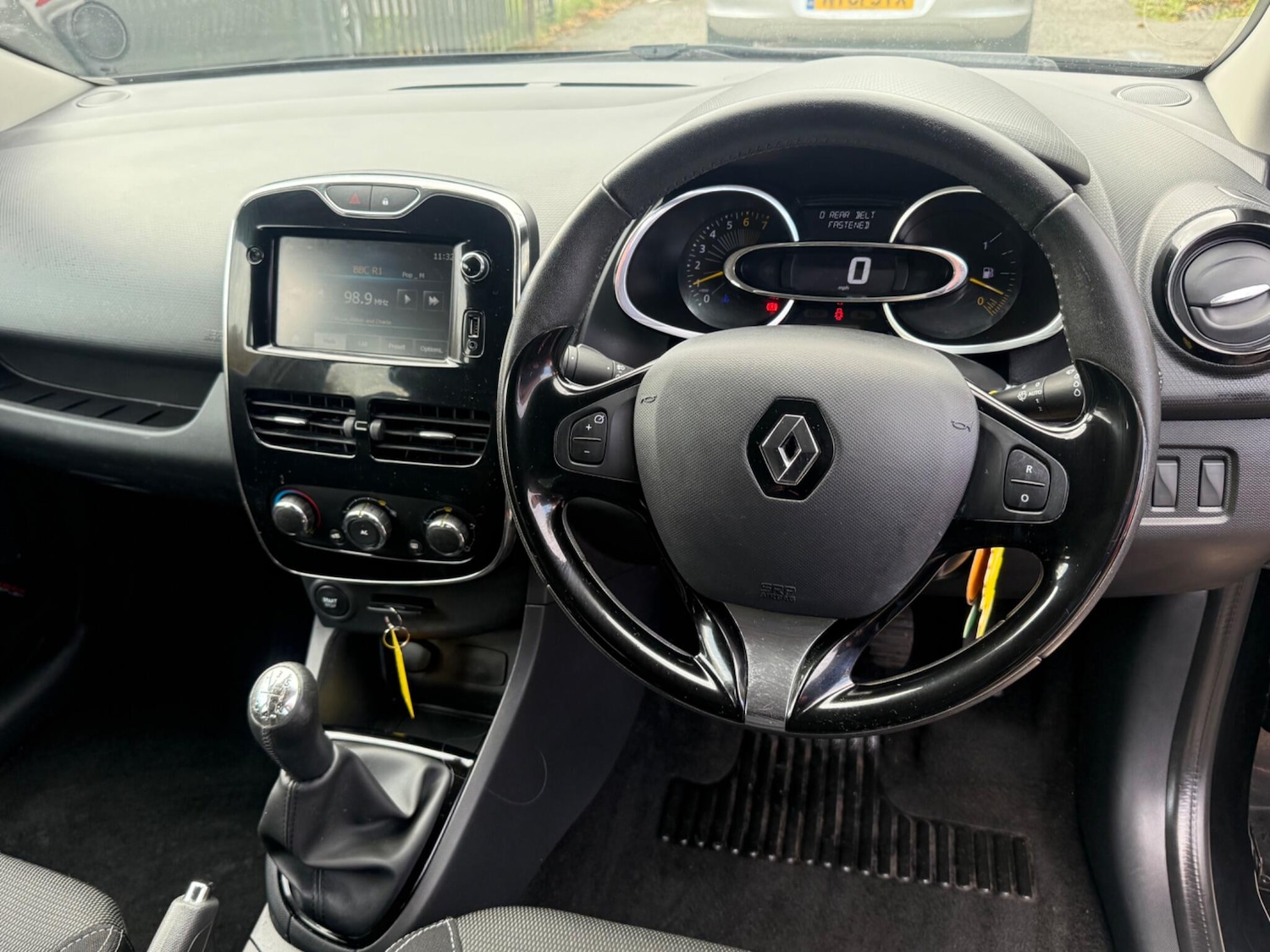 Used Renault Clio 2014 for sale - 76472361: Photo 27