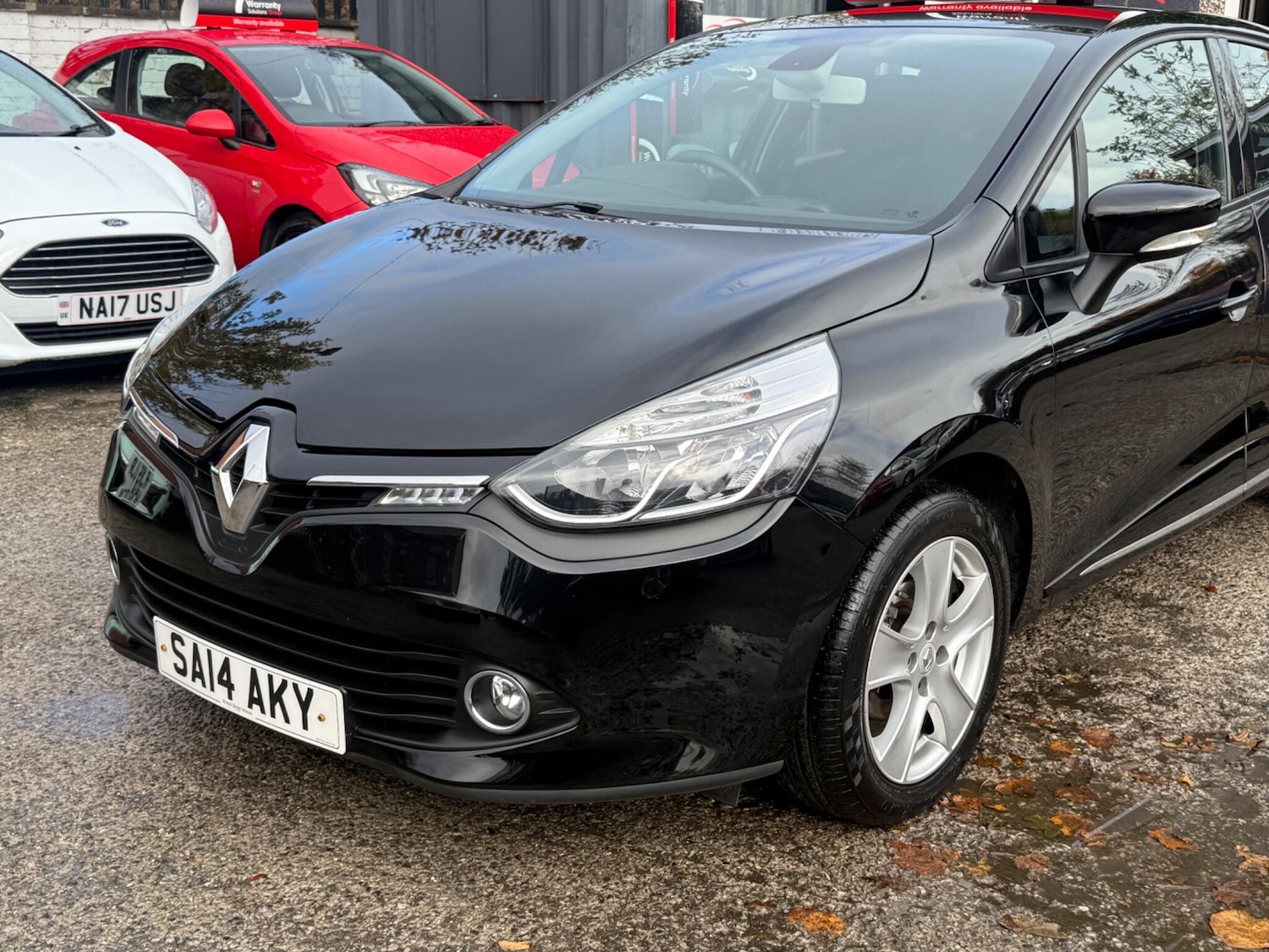 Used Renault Clio 2014 for sale - 76472361: Photo 3