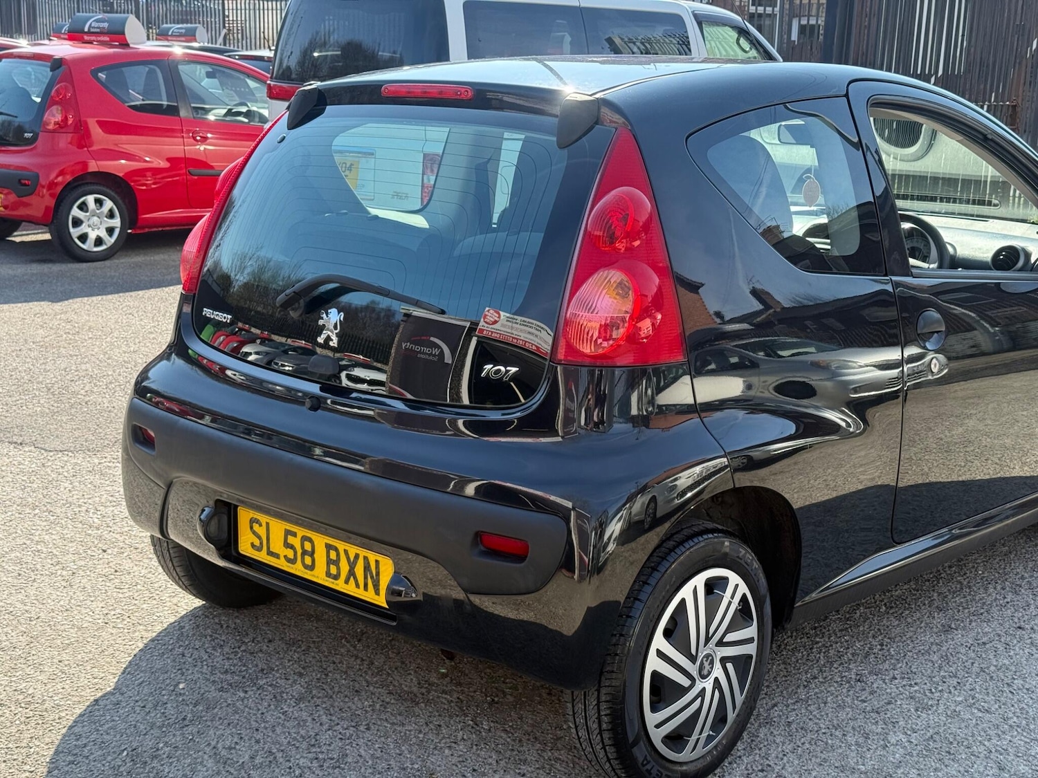 Used Peugeot 107 for sale - 77957311: Photo 17