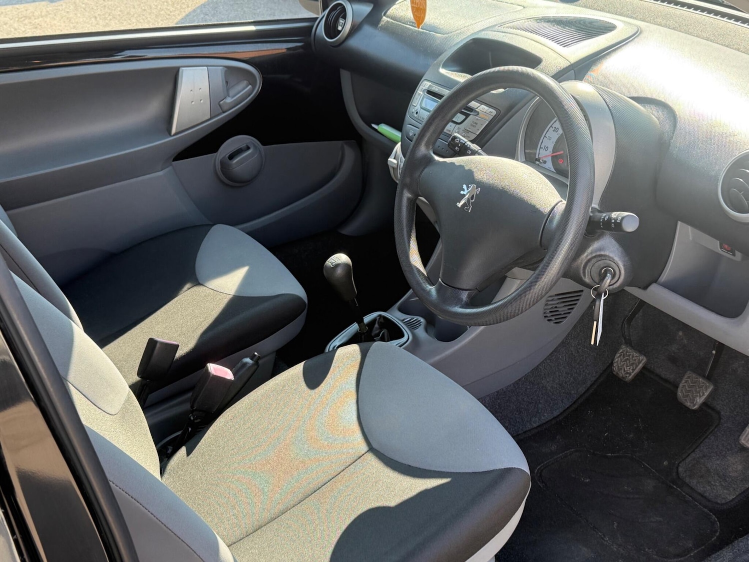 Used Peugeot 107 for sale - 77957311: Photo 19