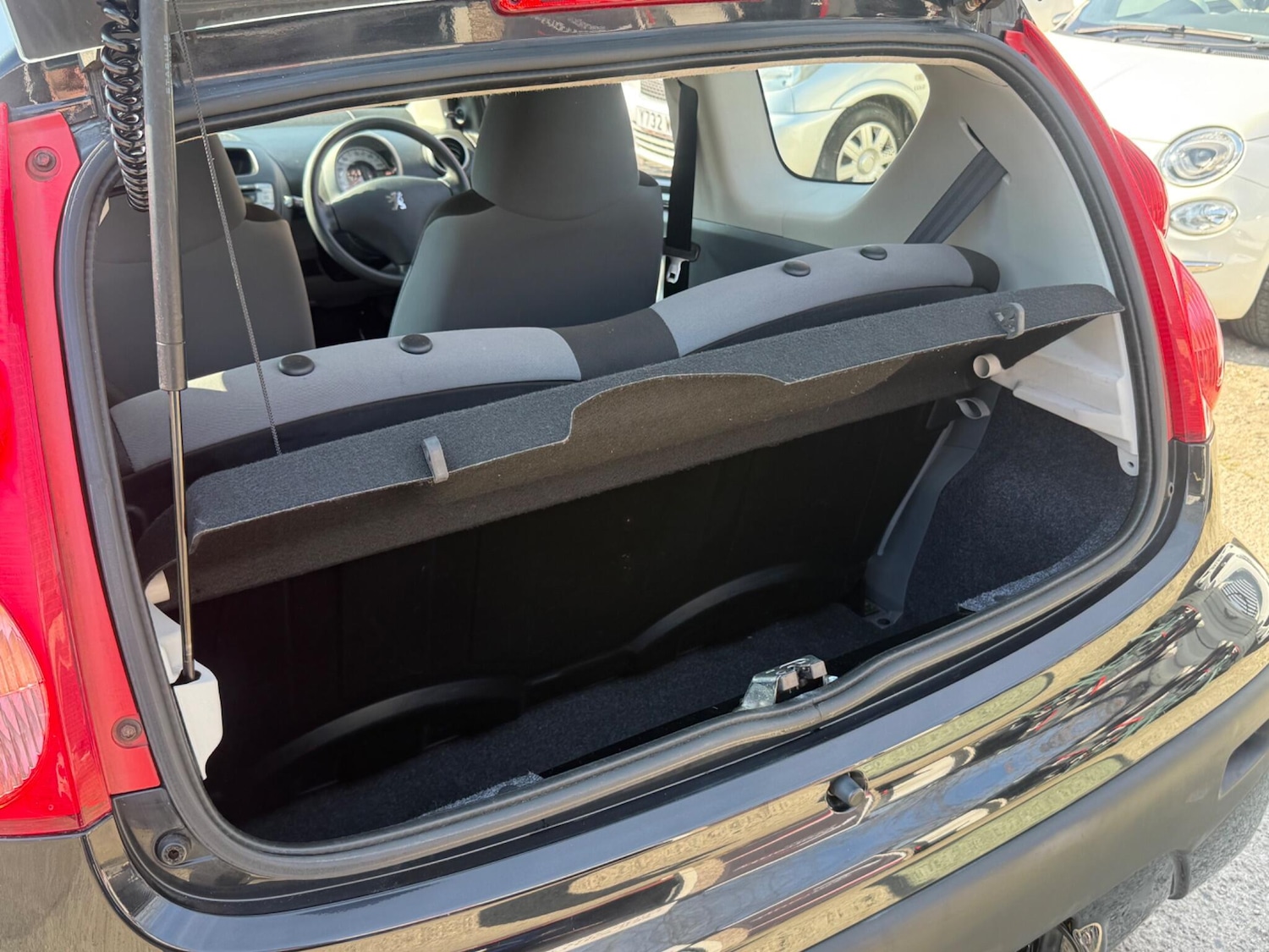 Used Peugeot 107 for sale - 77957311: Photo 22