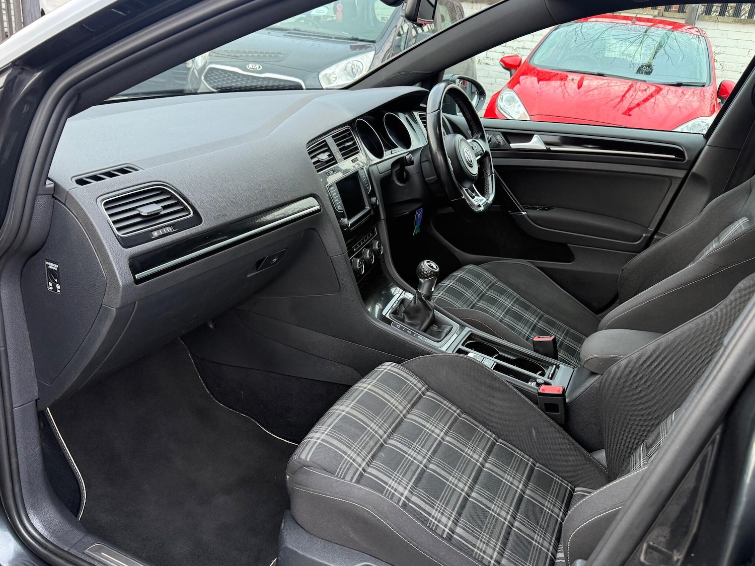 Used Volkswagen Golf 2016 for sale - 77229311: Photo 27