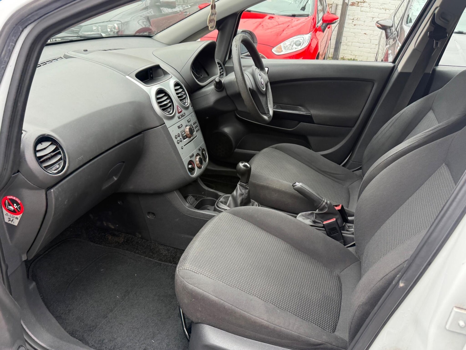 Used Vauxhall Corsa 2011 for sale - 78101105: Photo 24