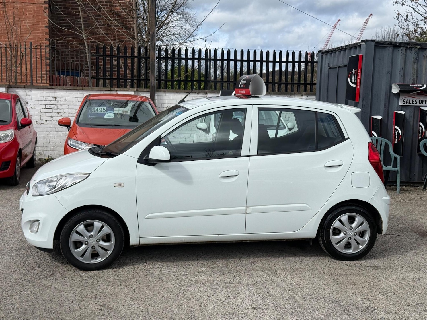 Used Hyundai i10 for sale - 78128245: Photo 11