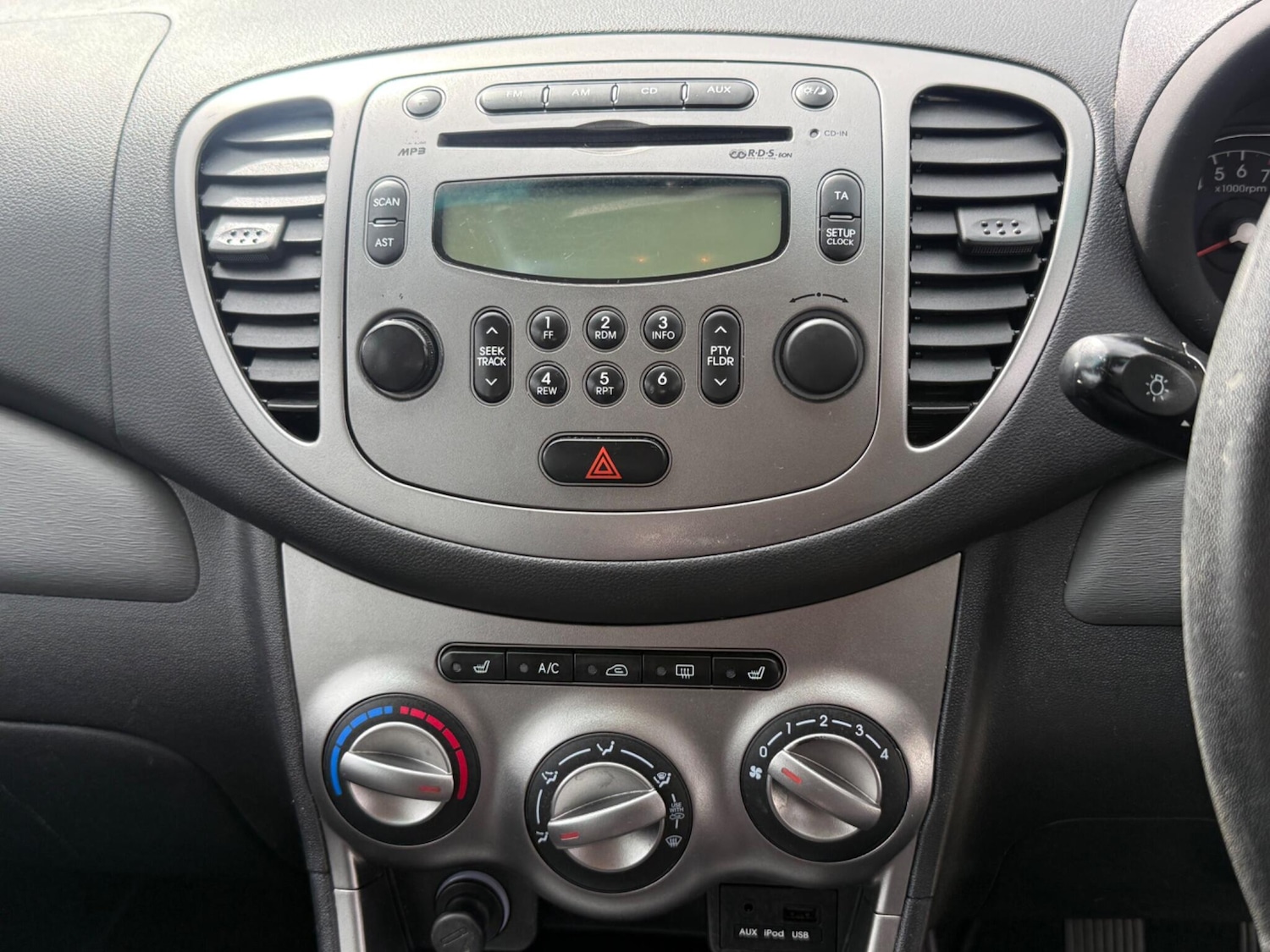 Used Hyundai i10 for sale - 78128245: Photo 17