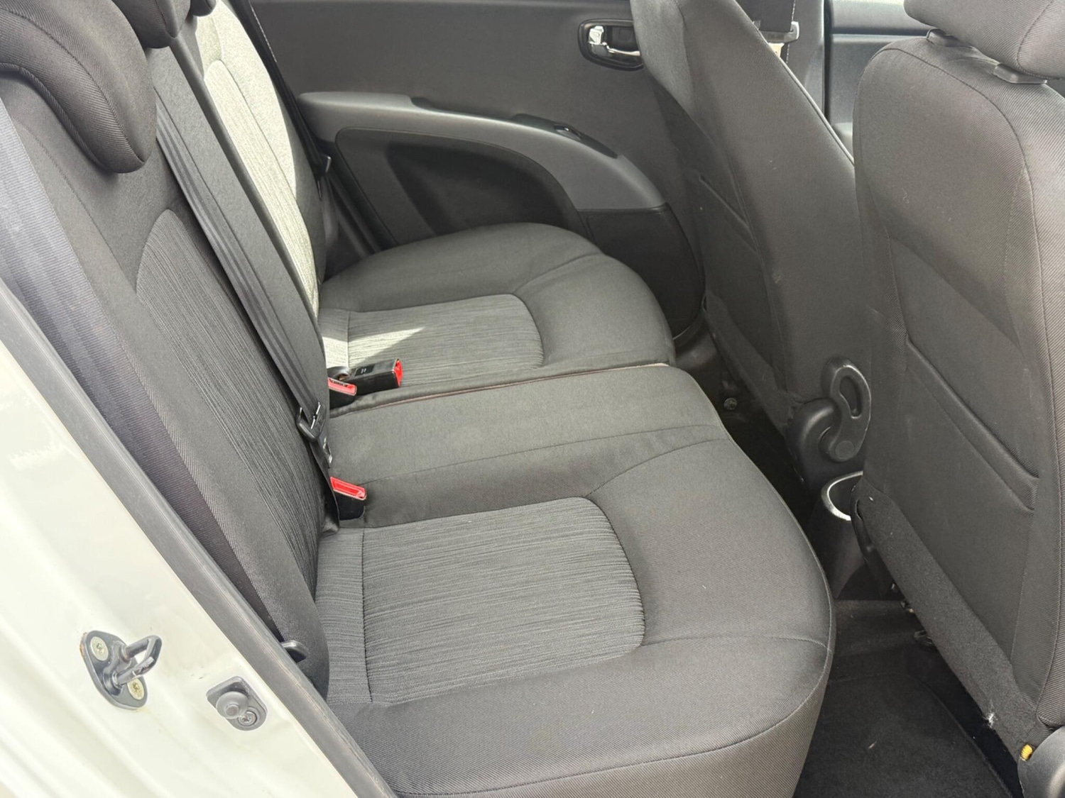 Used Hyundai i10 for sale - 78128245: Photo 20