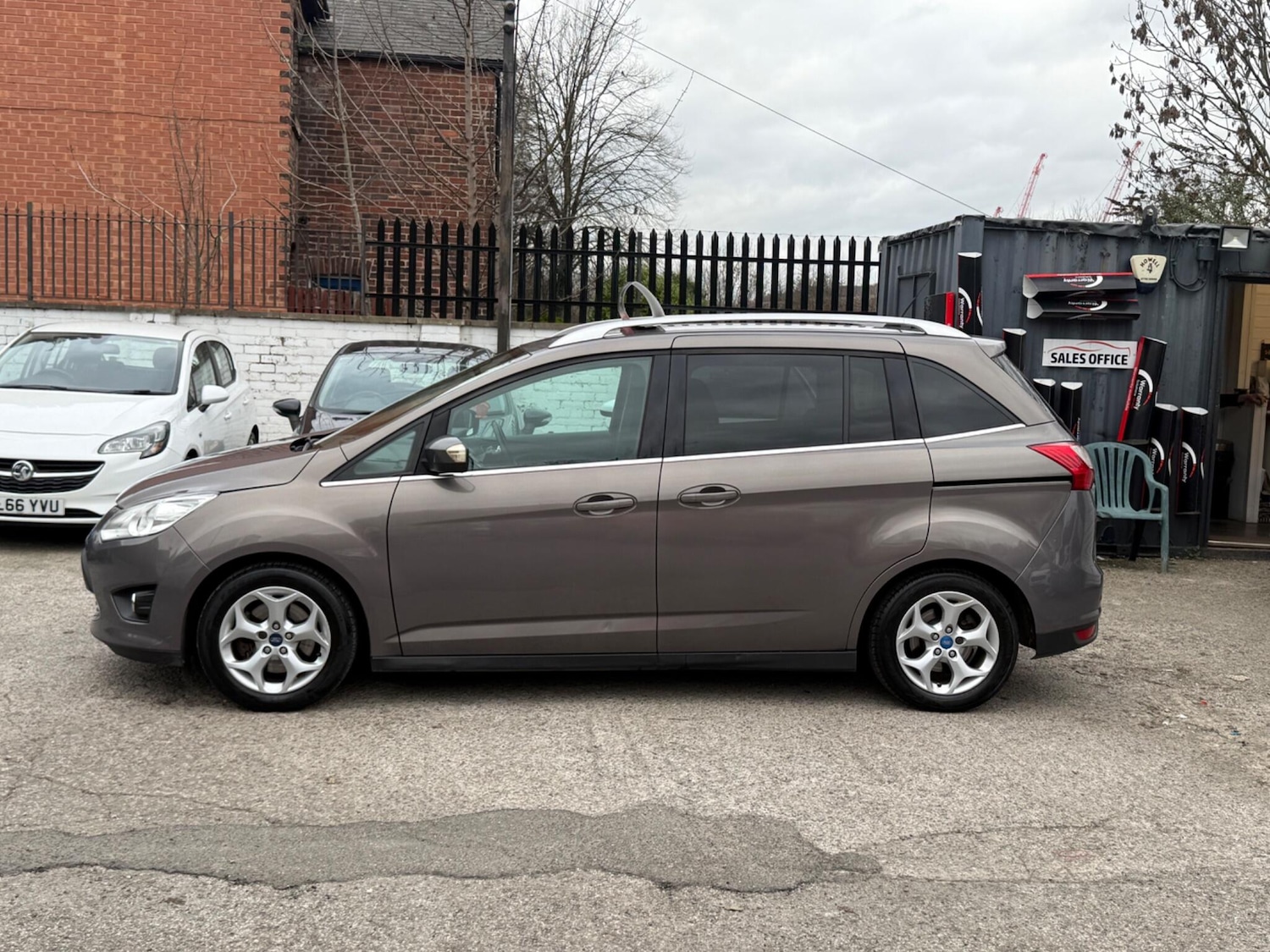 Used Ford Grand C-Max 2012 for sale - 77823666: Photo 11