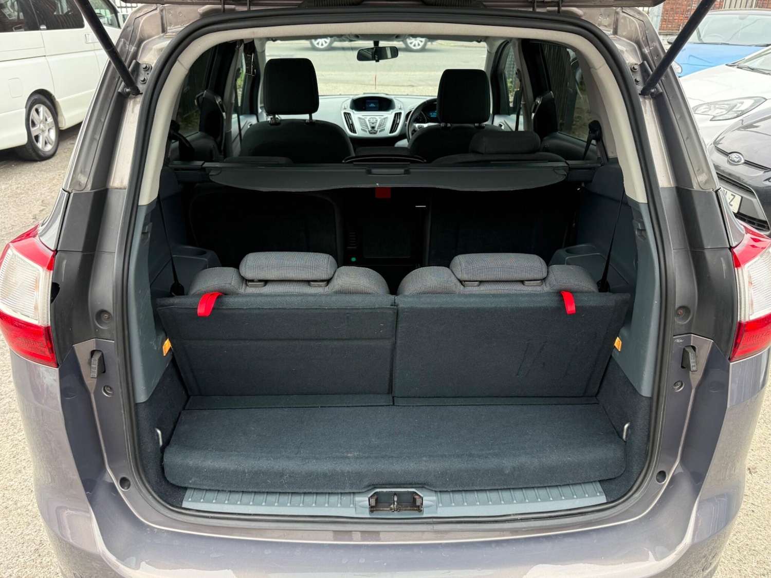 Used Ford Grand C-Max 2012 for sale - 77823666: Photo 22