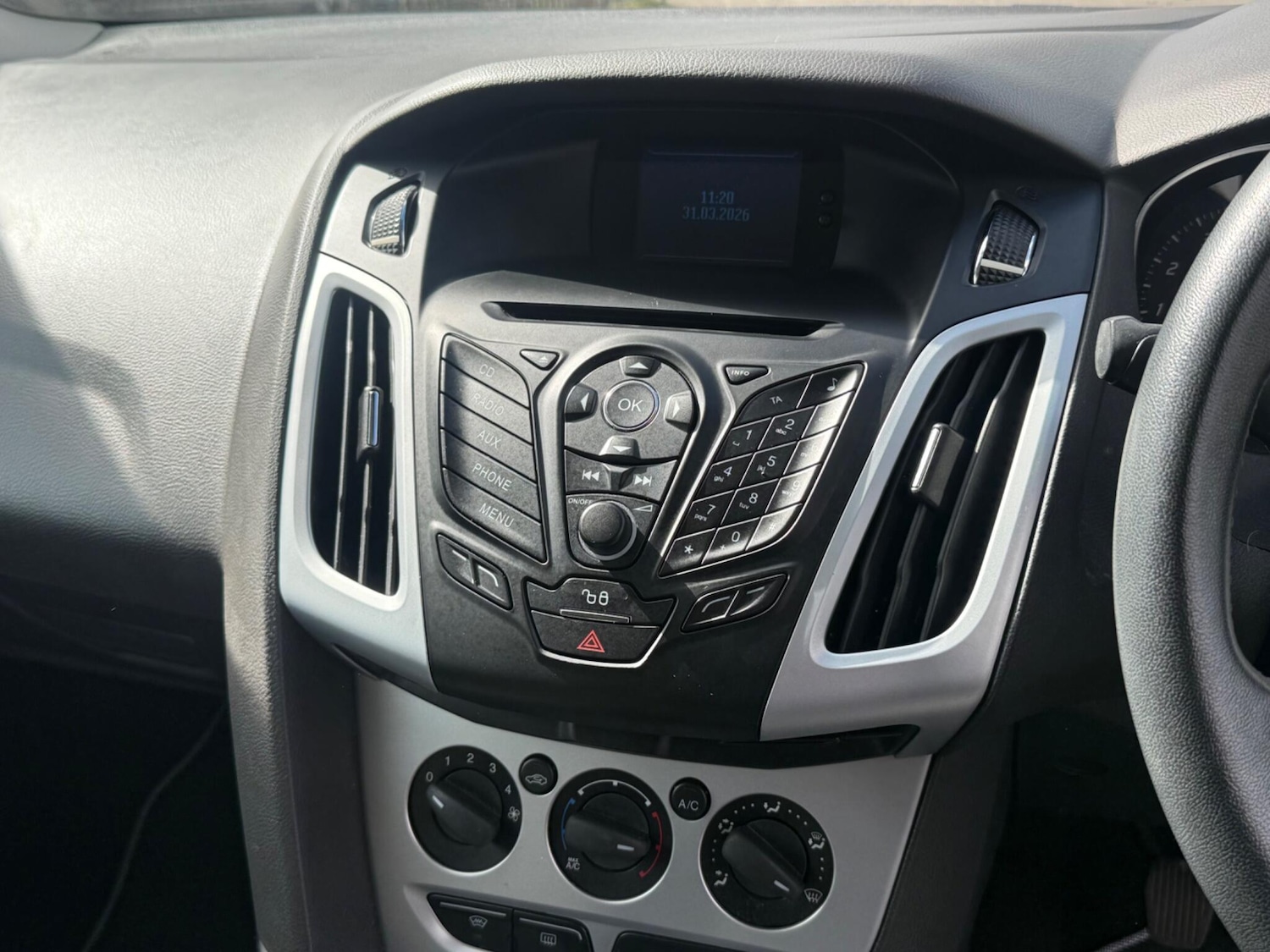 Used Ford Focus 2011 for sale - 78086186: Photo 25