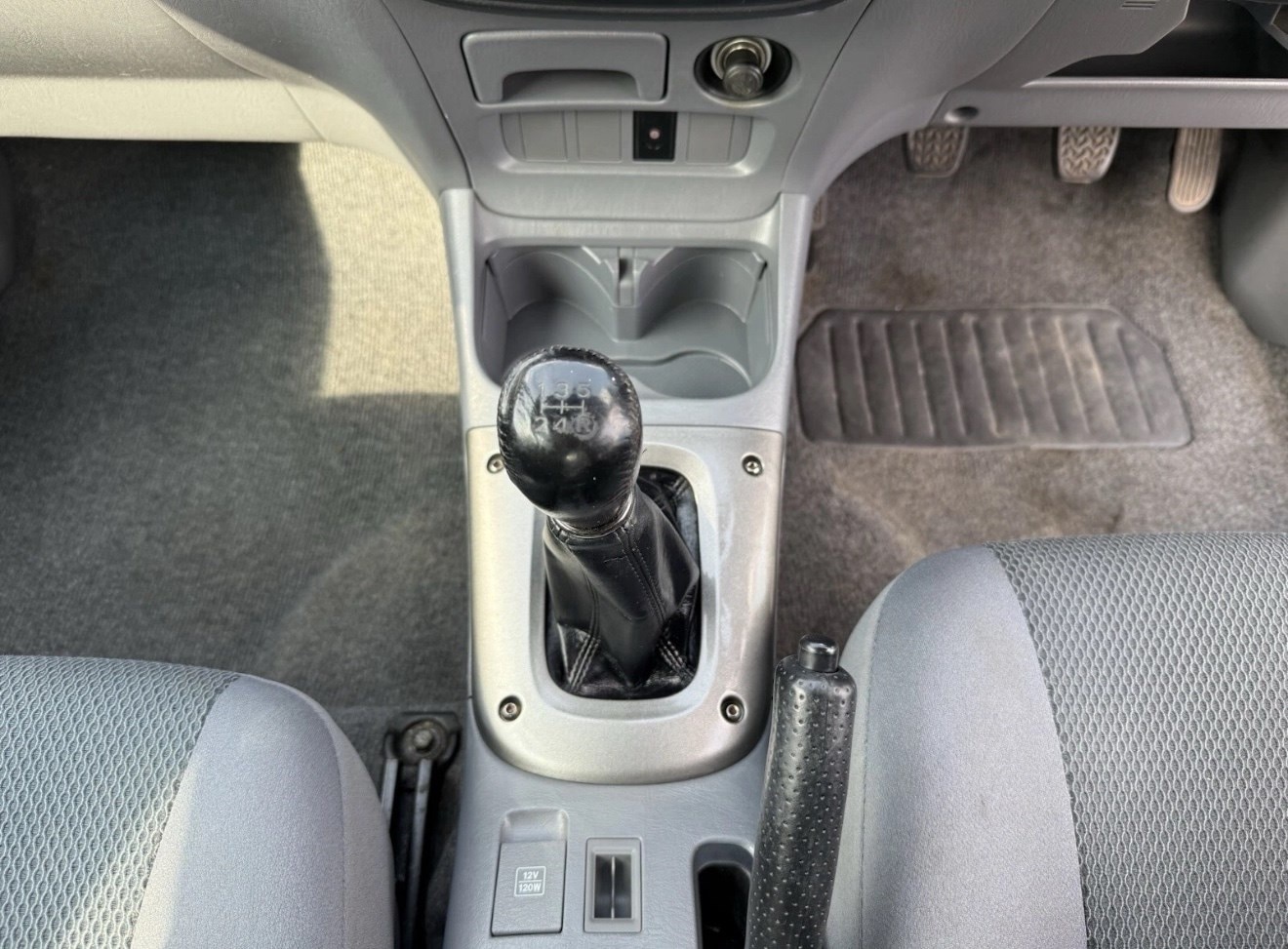 Toyota RAV4 2002 (02) - 2.0 NRG 3dr - Image 10