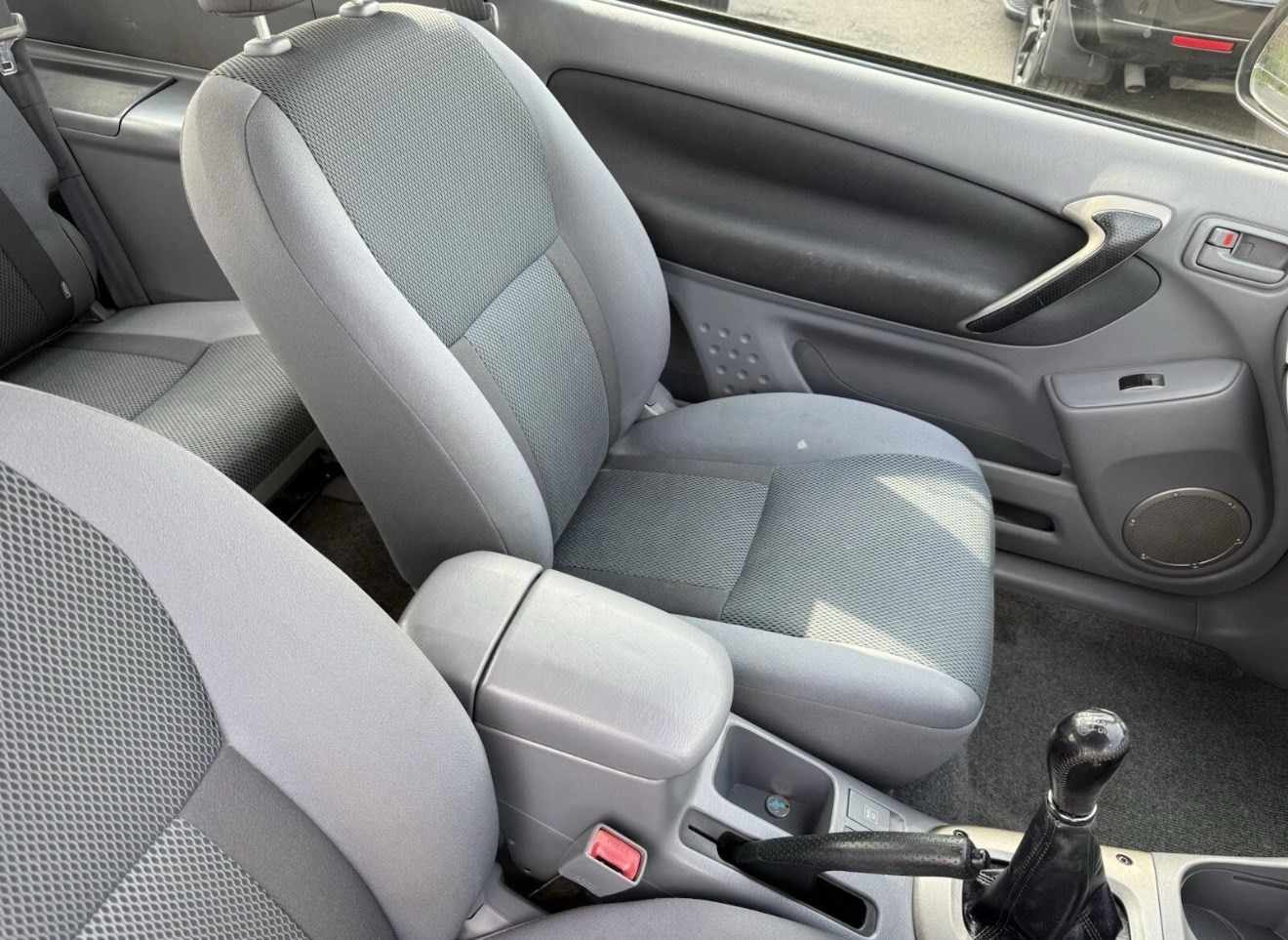 Toyota RAV4 2002 (02) - 2.0 NRG 3dr - Image 14