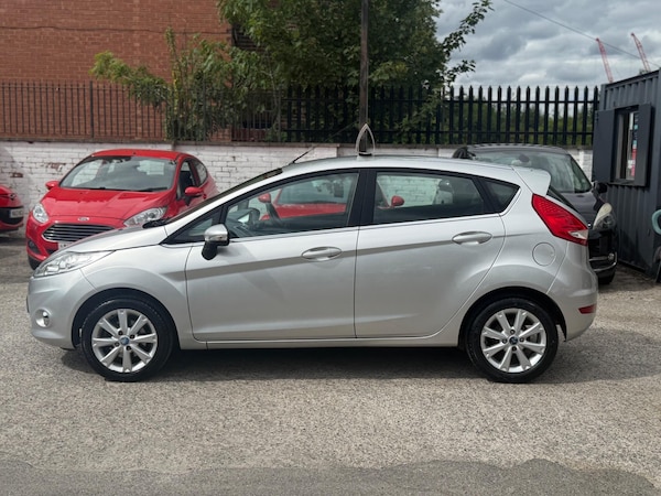 Used Ford Fiesta 2010 for sale - 75563484: Photo 11