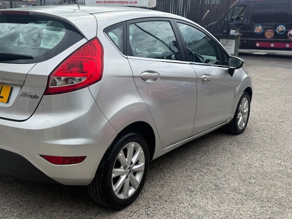 Used Ford Fiesta 2010 for sale - 75563484: Photo 14
