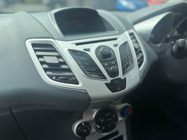 Used Ford Fiesta 2010 for sale - 75563484: Photo 25