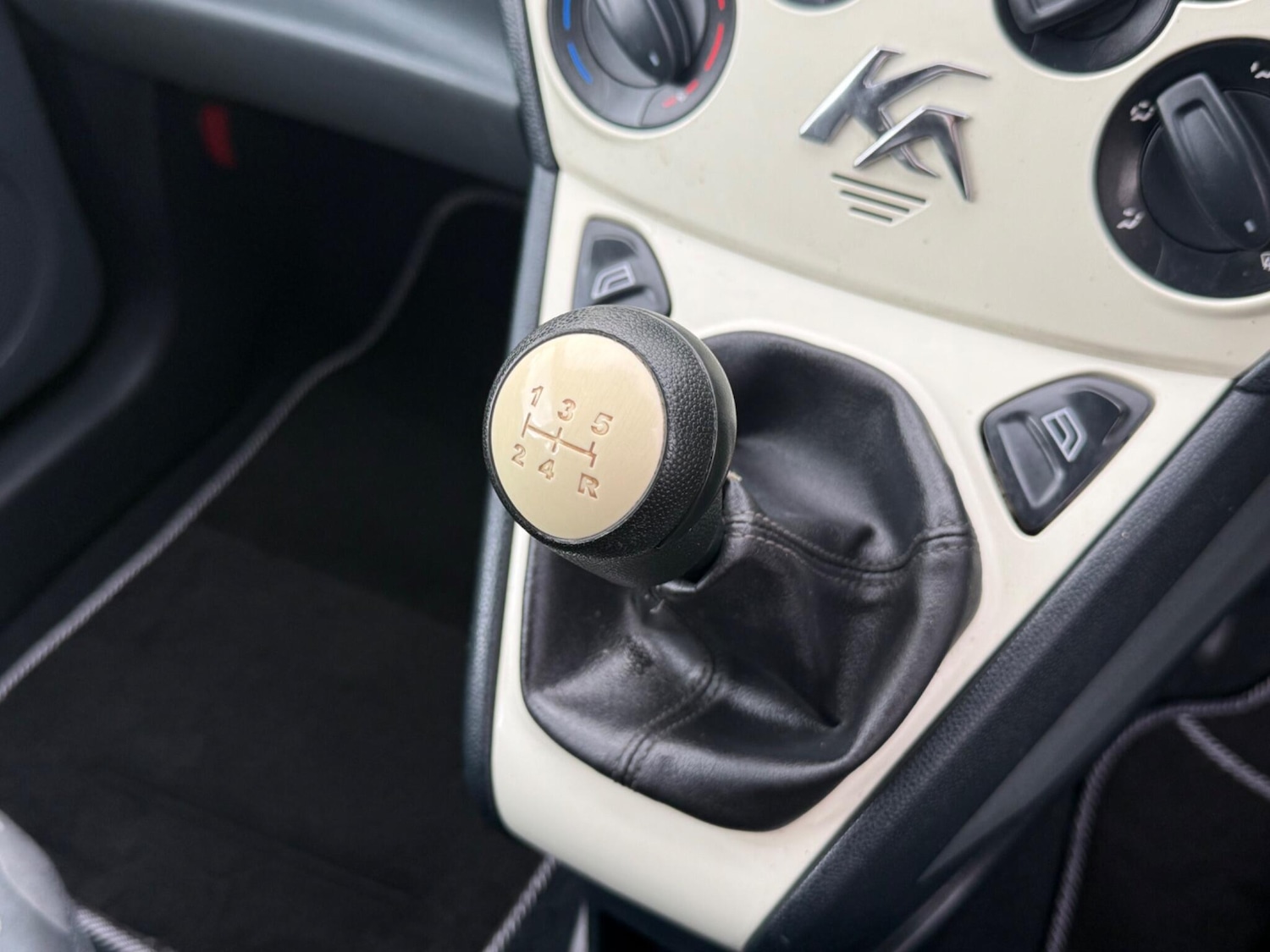 Used Ford Ka 2015 for sale - 77853970: Photo 17