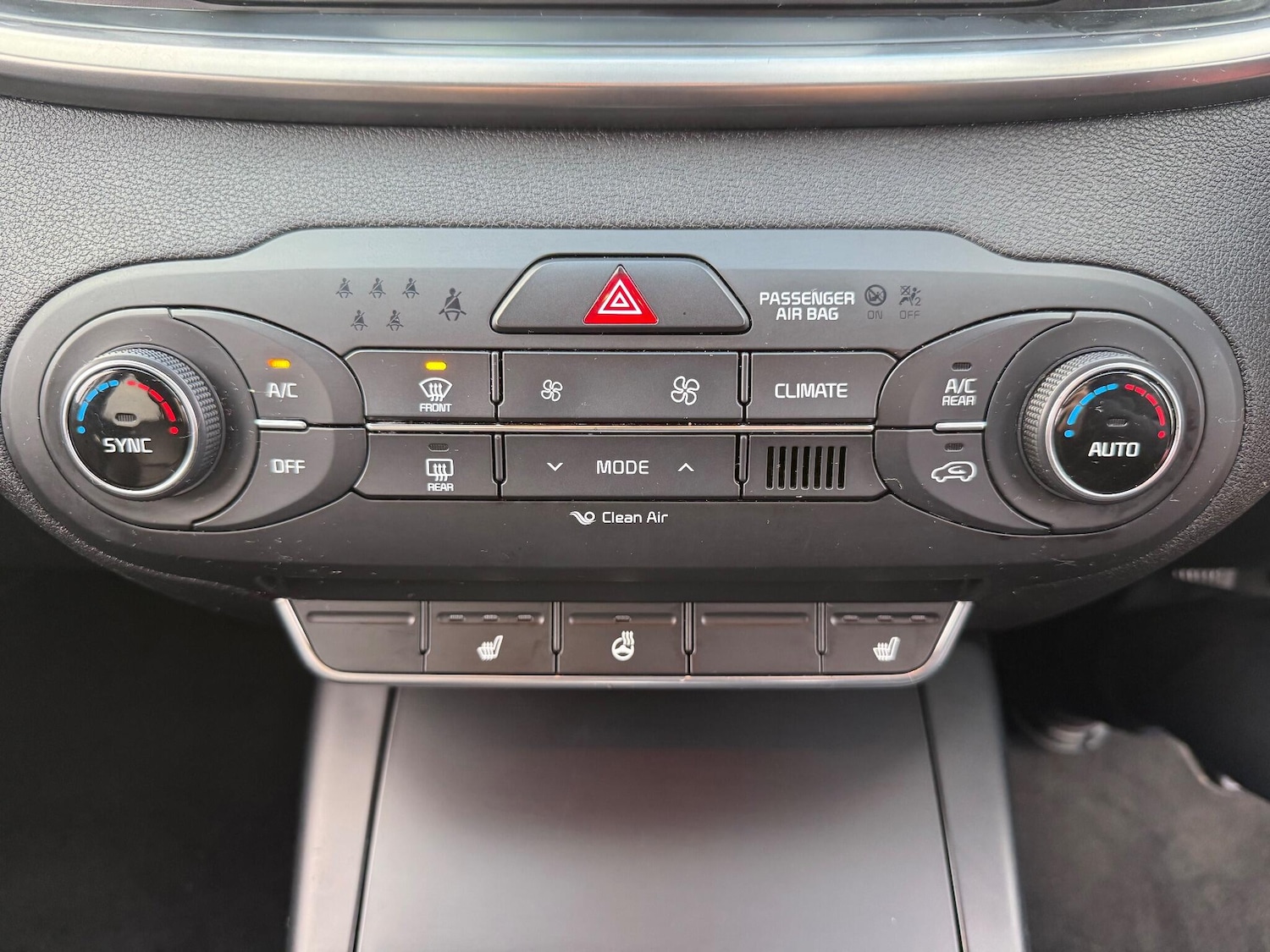 Used Kia Sorento 2015 for sale - 77016878: Photo 30