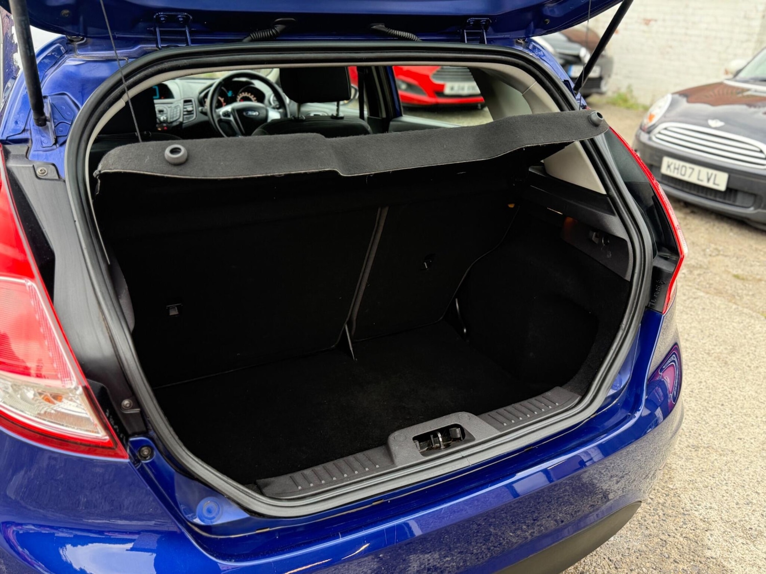 Vehicle 27