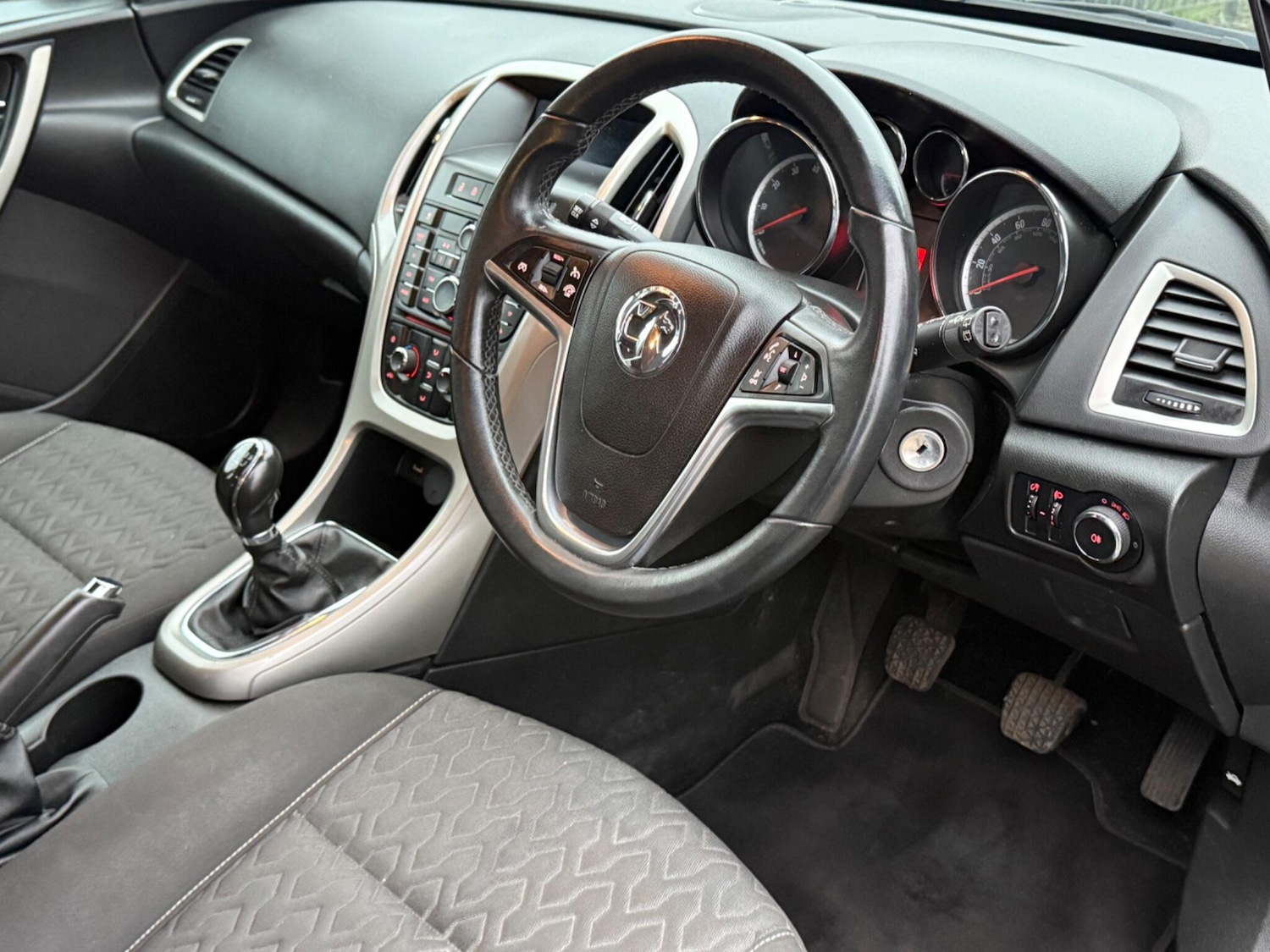 Used Vauxhall Astra 2013 for sale - 77424726: Photo 17