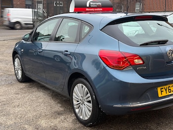 Used Vauxhall Astra 2013 for sale - 77424726: Photo