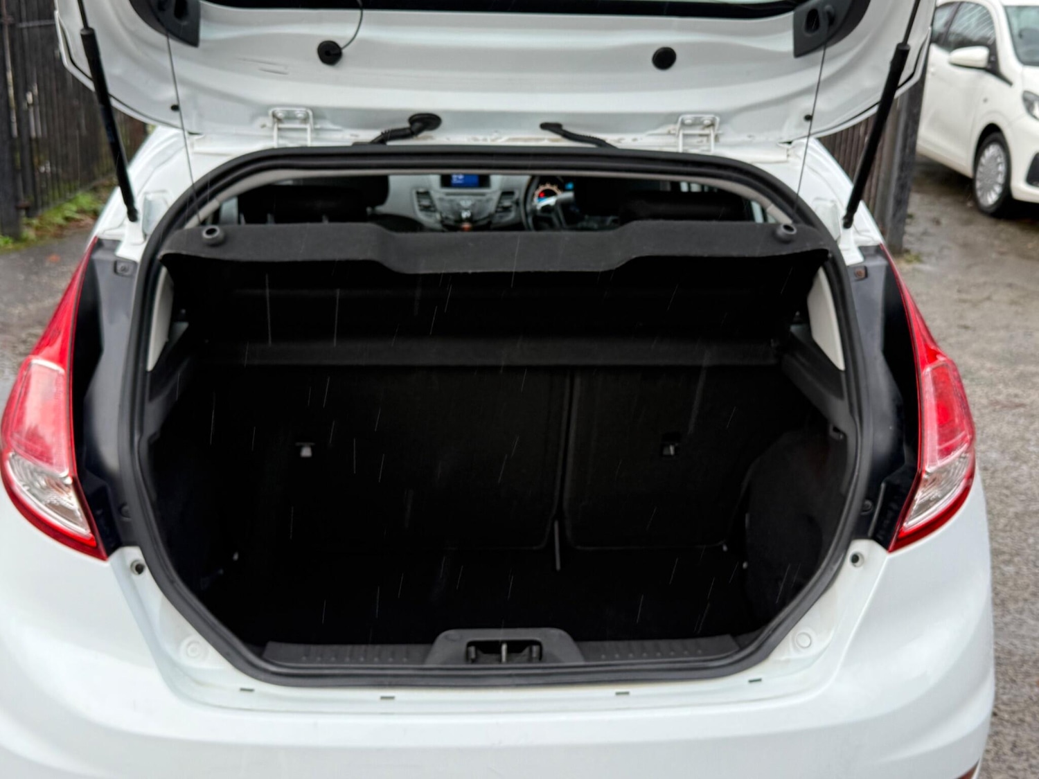 Used Ford Fiesta 2016 for sale - 76688713: Photo 24