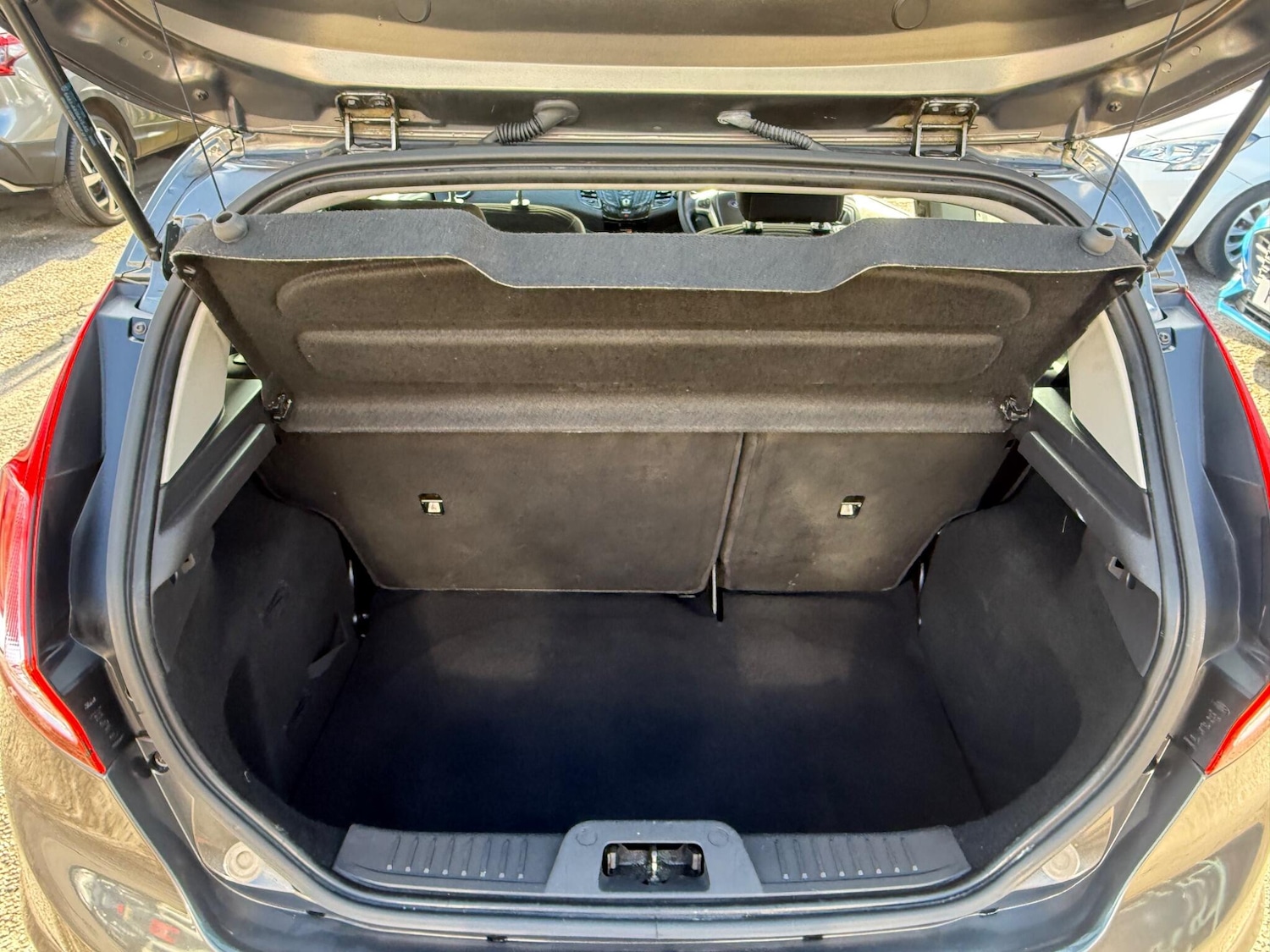 Used Ford Fiesta 2017 for sale - 78047005: Photo 22