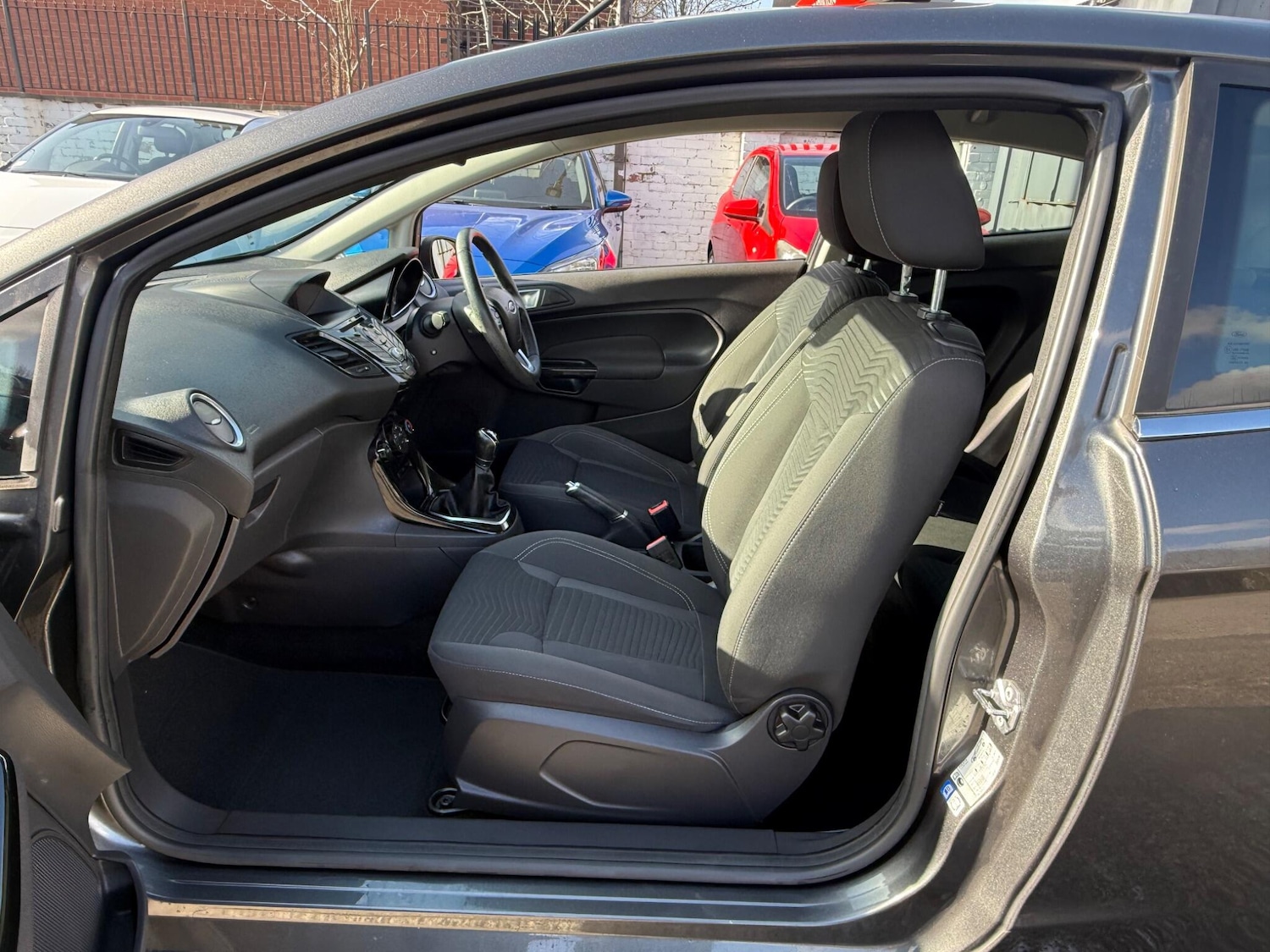 Used Ford Fiesta 2017 for sale - 78047005: Photo 24