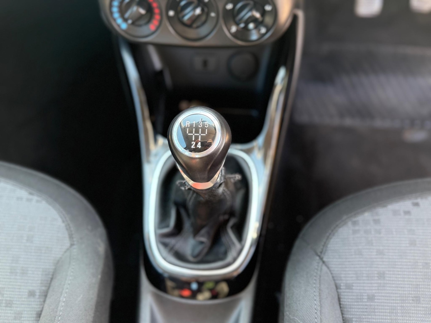 Used Vauxhall ADAM 2016 for sale - 76994238: Photo 16