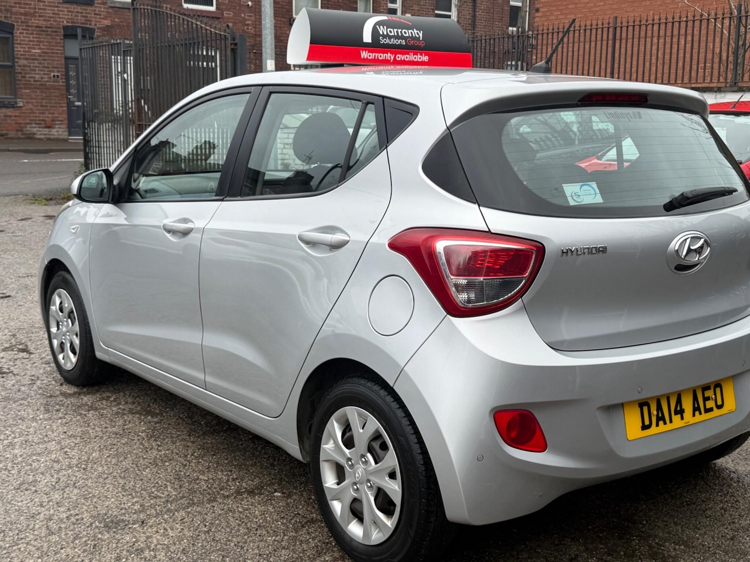Used Hyundai i10 2014 for sale - 77376092: Photo 10