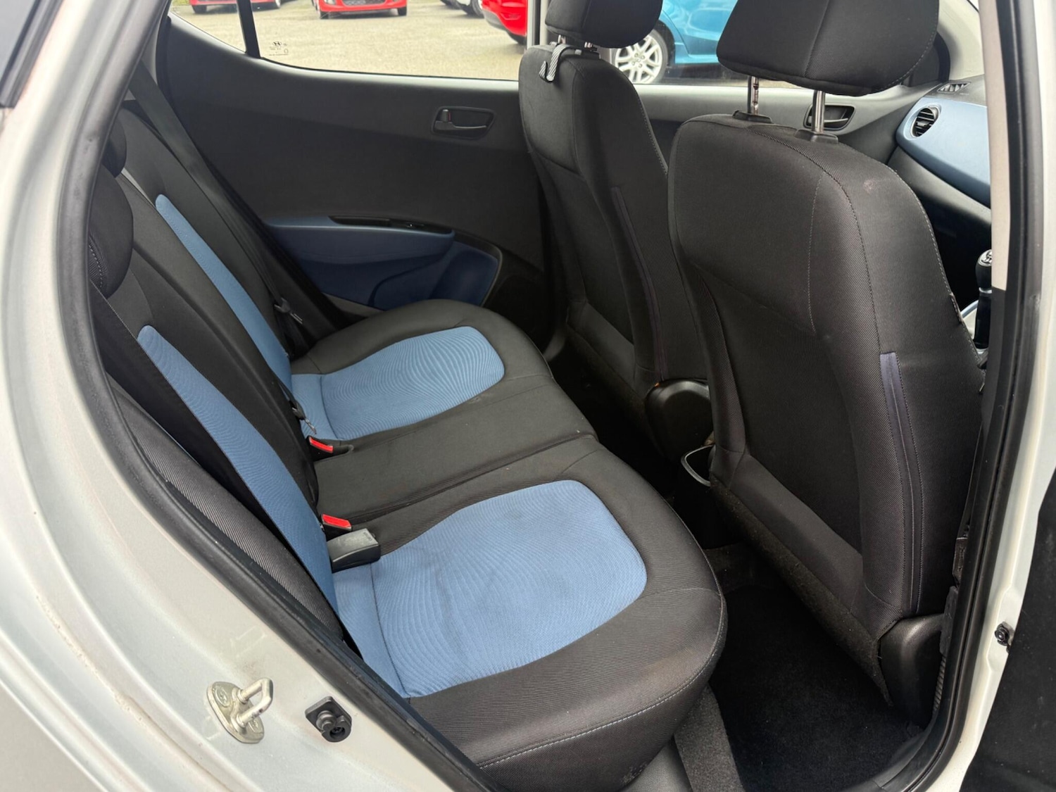 Used Hyundai i10 2014 for sale - 77376092: Photo 18