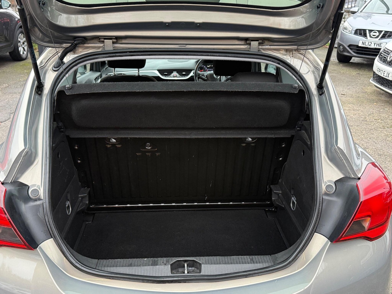 Used Vauxhall Corsa 2015 for sale - 77143989: Photo 21