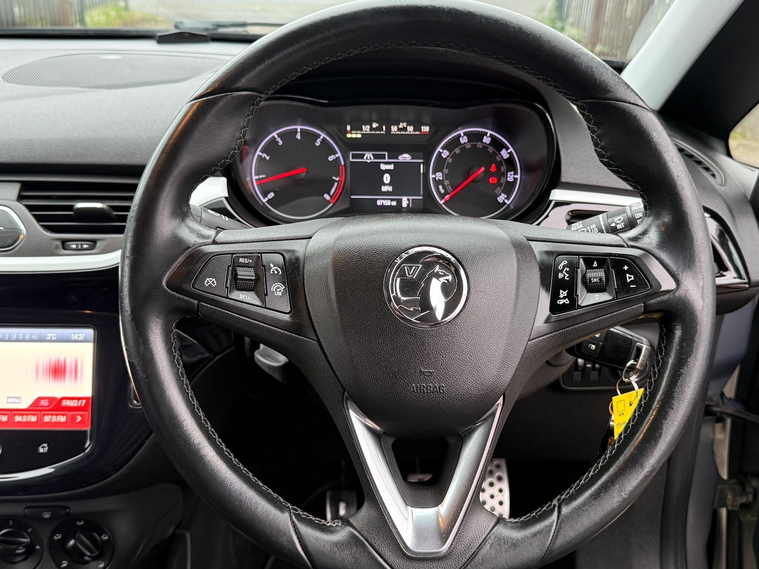 Used Vauxhall Corsa 2015 for sale - 77143989: Photo 22