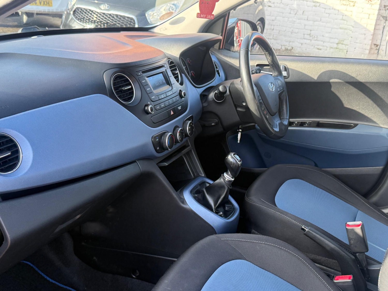 Used Hyundai i10 for sale - 77671059: Photo 17