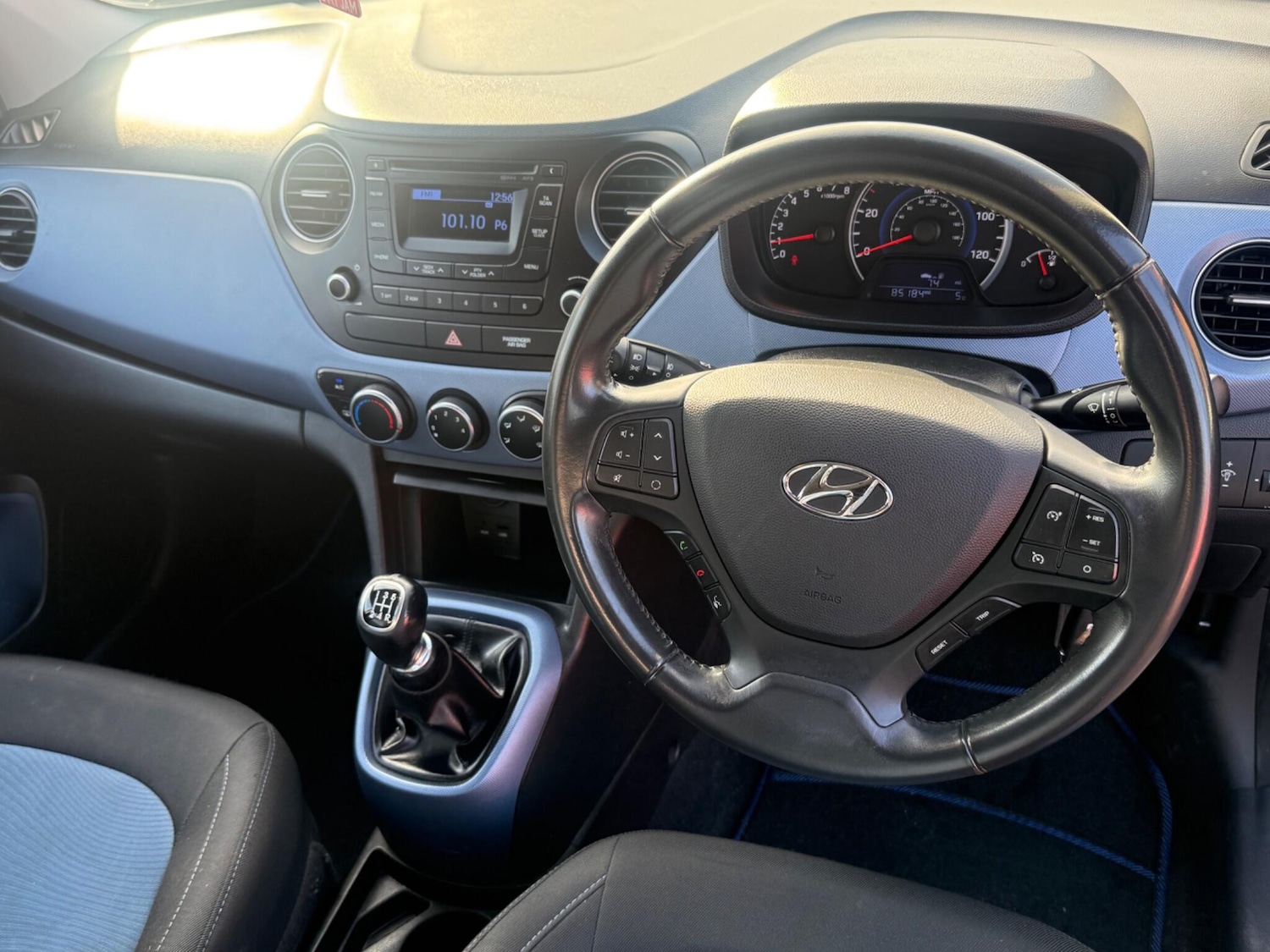 Used Hyundai i10 for sale - 77671059: Photo 25