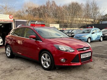 (64) - 1.6 Zetec Euro 5 5dr