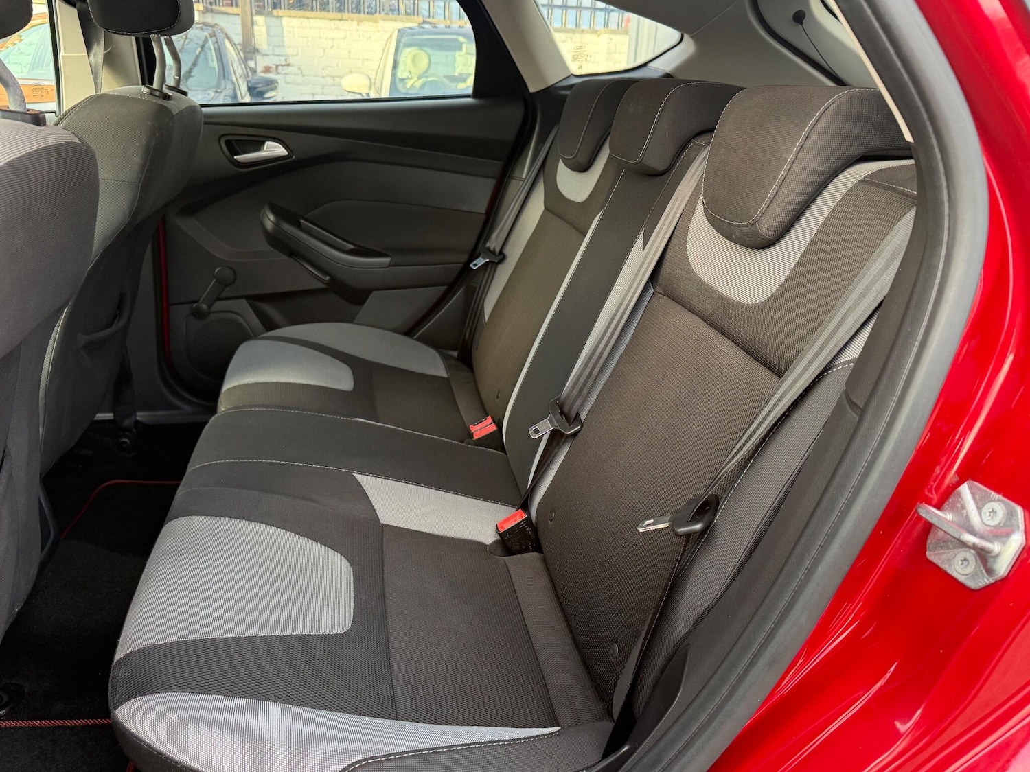 Used Ford Focus 2014 for sale - 76913877: Photo 21