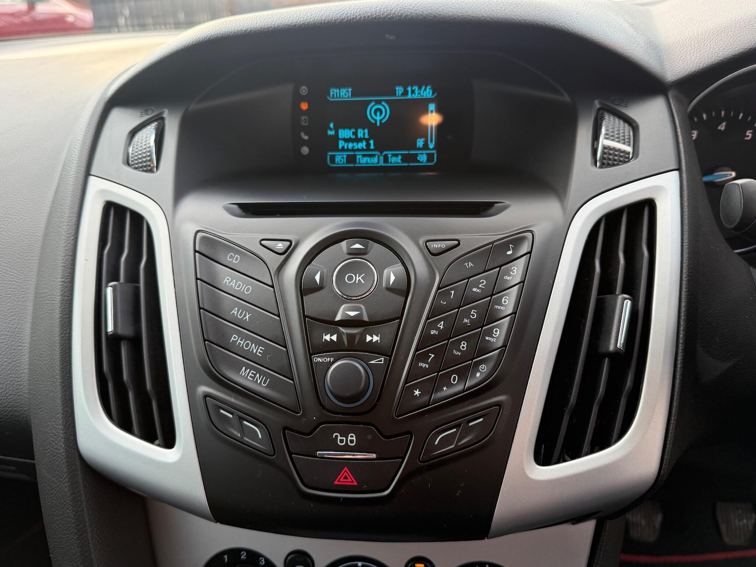 Used Ford Focus 2014 for sale - 76913877: Photo 23