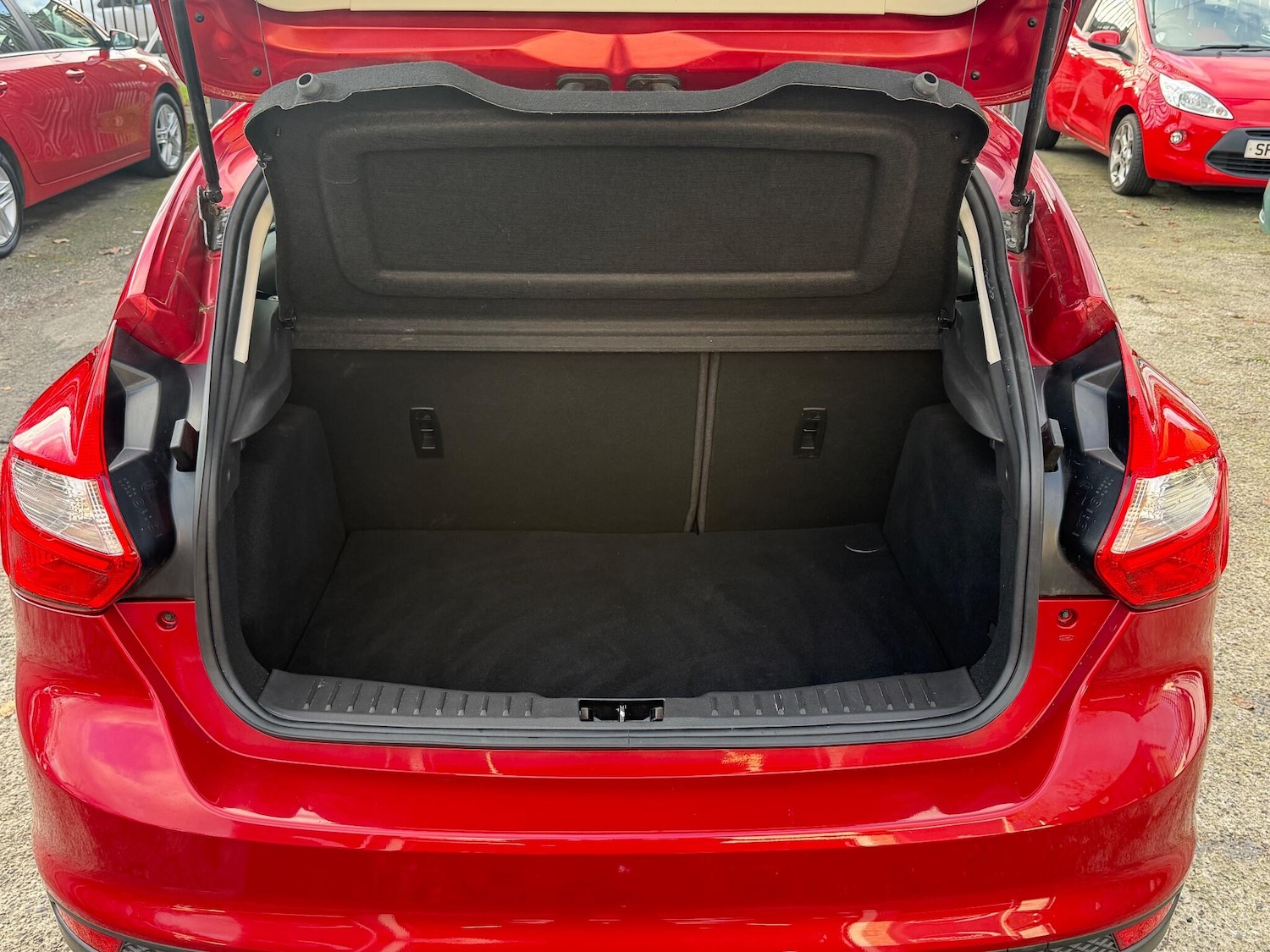 Used Ford Focus 2014 for sale - 76913877: Photo 24