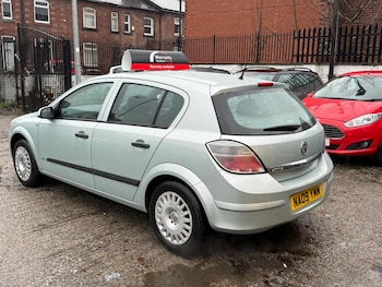 Used Vauxhall Astra 2009 for sale - 77290602: Photo