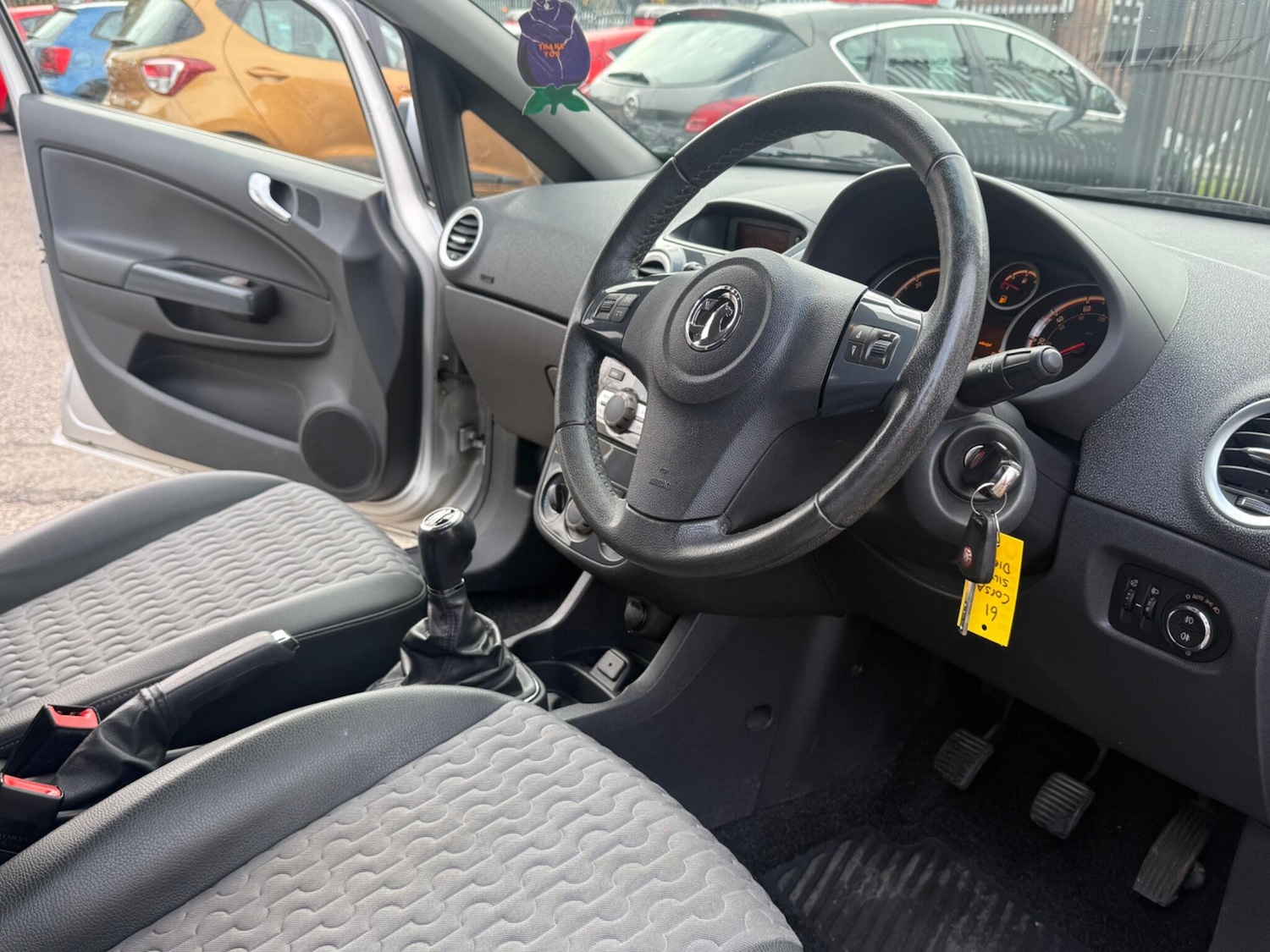 Used Vauxhall Corsa 2012 for sale - 76473020: Photo 20