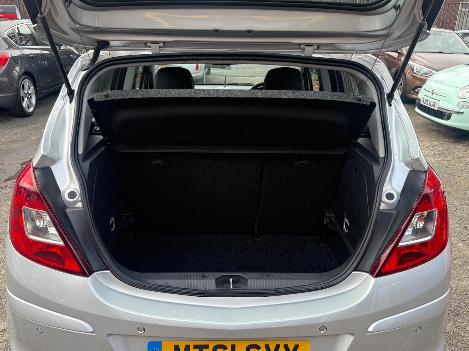 Used Vauxhall Corsa 2012 for sale - 76473020: Photo 24