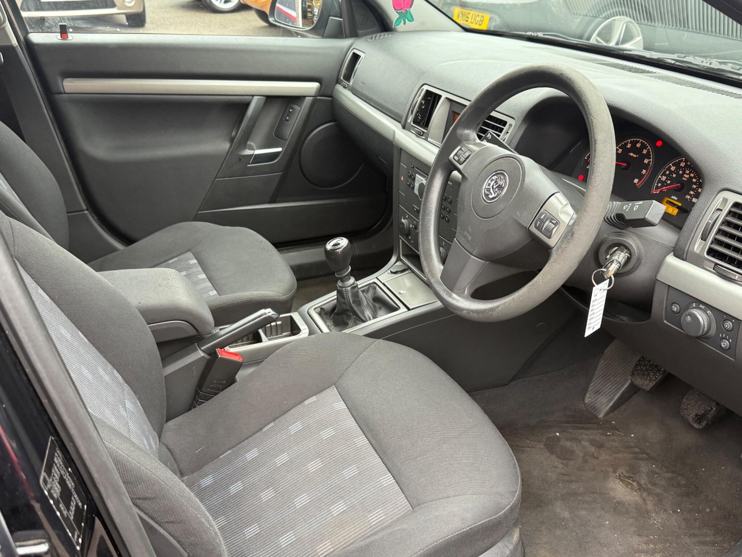 Used Vauxhall Vectra 2007 for sale - 76561412: Photo 10