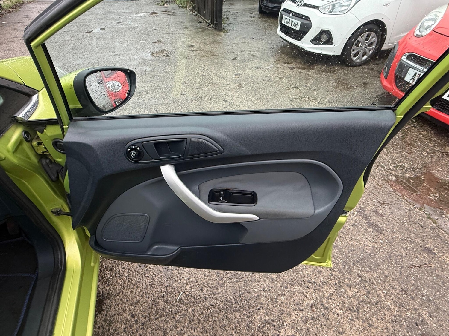 Used Ford Fiesta 2010 for sale - 77387711: Photo 17