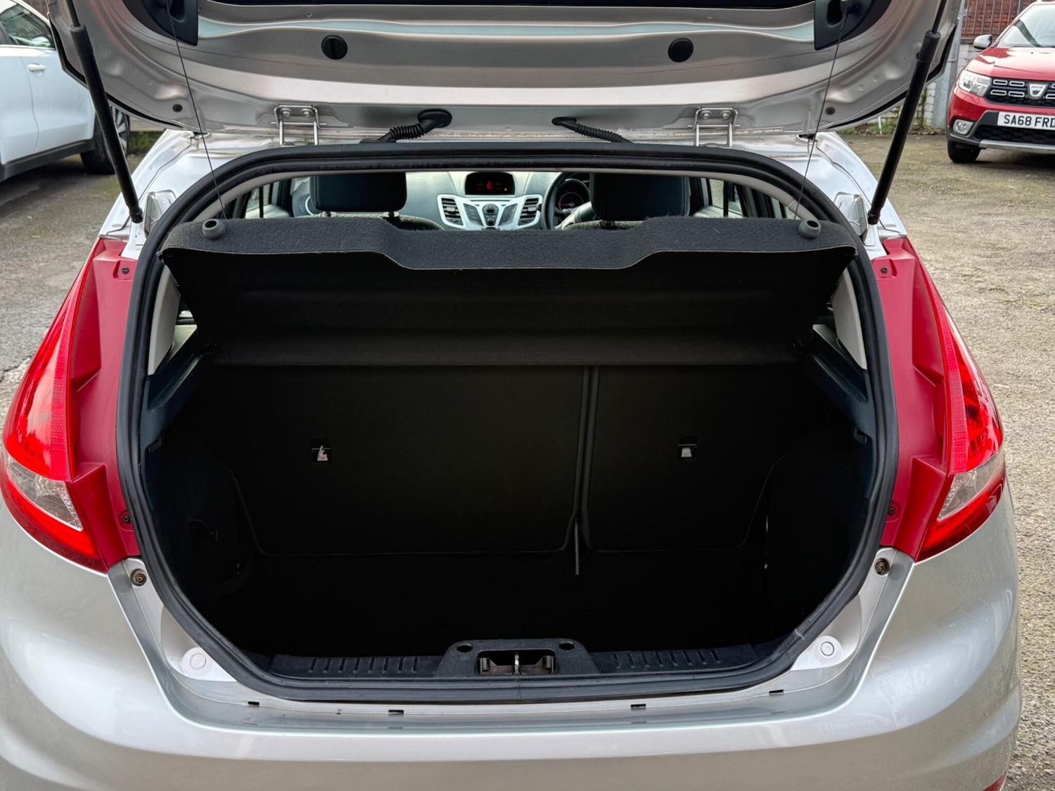 Used Ford Fiesta 2012 for sale - 77585958: Photo 17