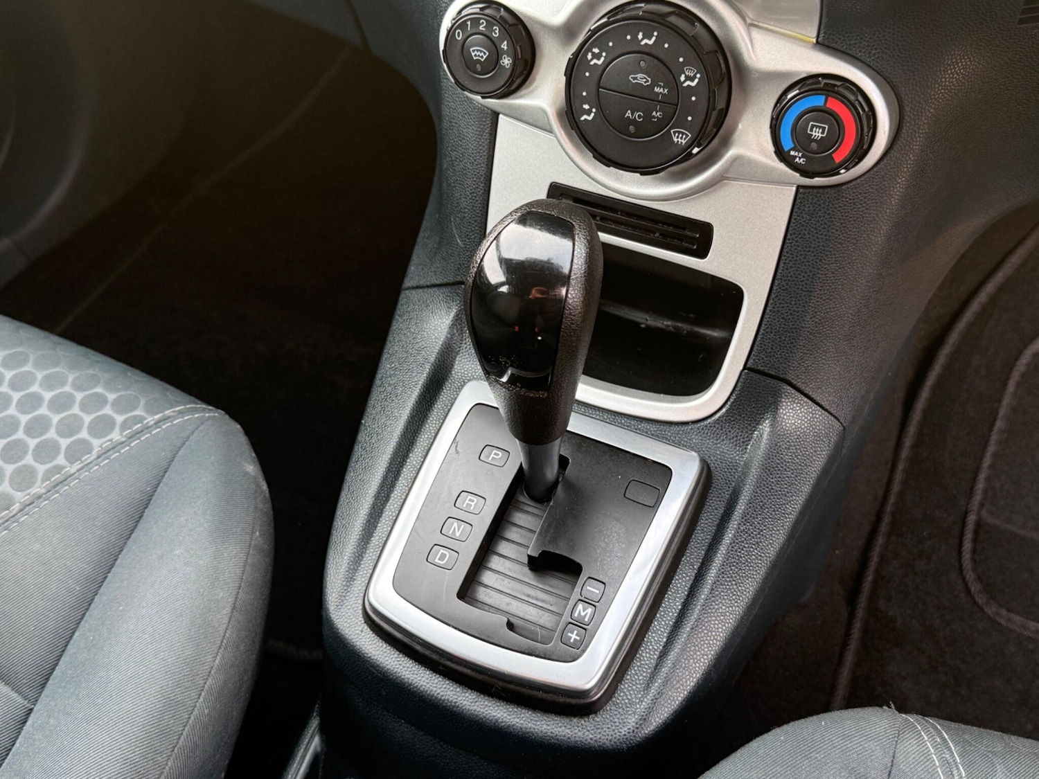 Used Ford Fiesta 2012 for sale - 77585958: Photo 20