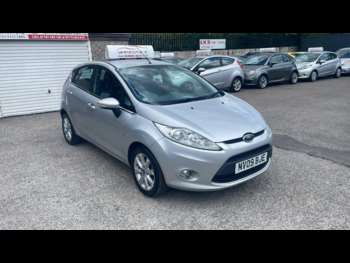 2010 (10) - 1.25 Zetec 5dr