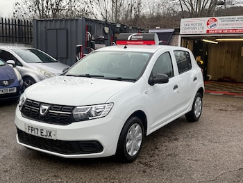 Used Dacia Sandero 2017 for sale - 77191624: Photo