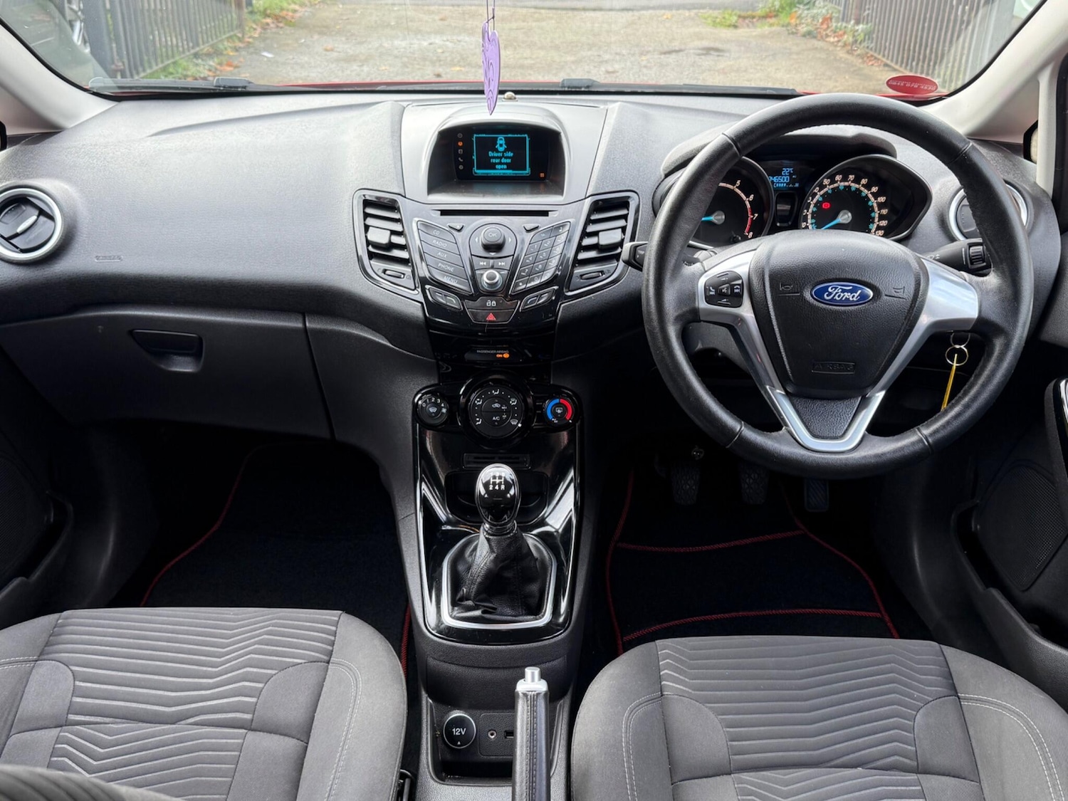 Used Ford Fiesta 2014 for sale - 76485384: Photo 17